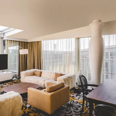 Kameha Grand Hotel 5*